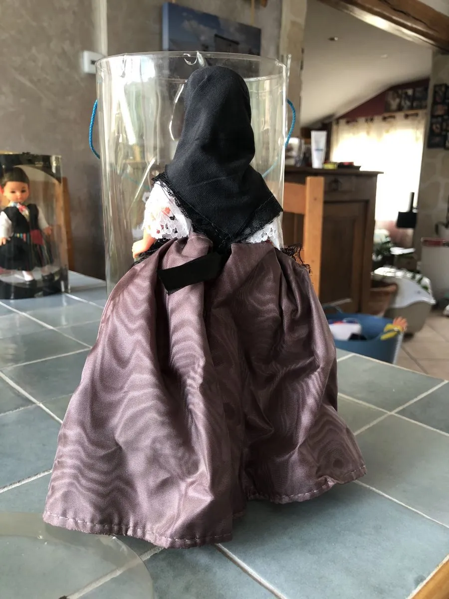 Poupée Régional Folklorique