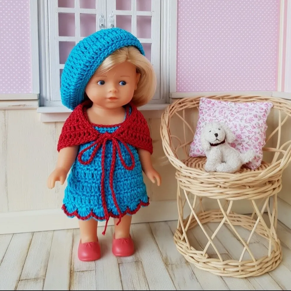 "Médarine" patron crochet poupée Mini Corolline
