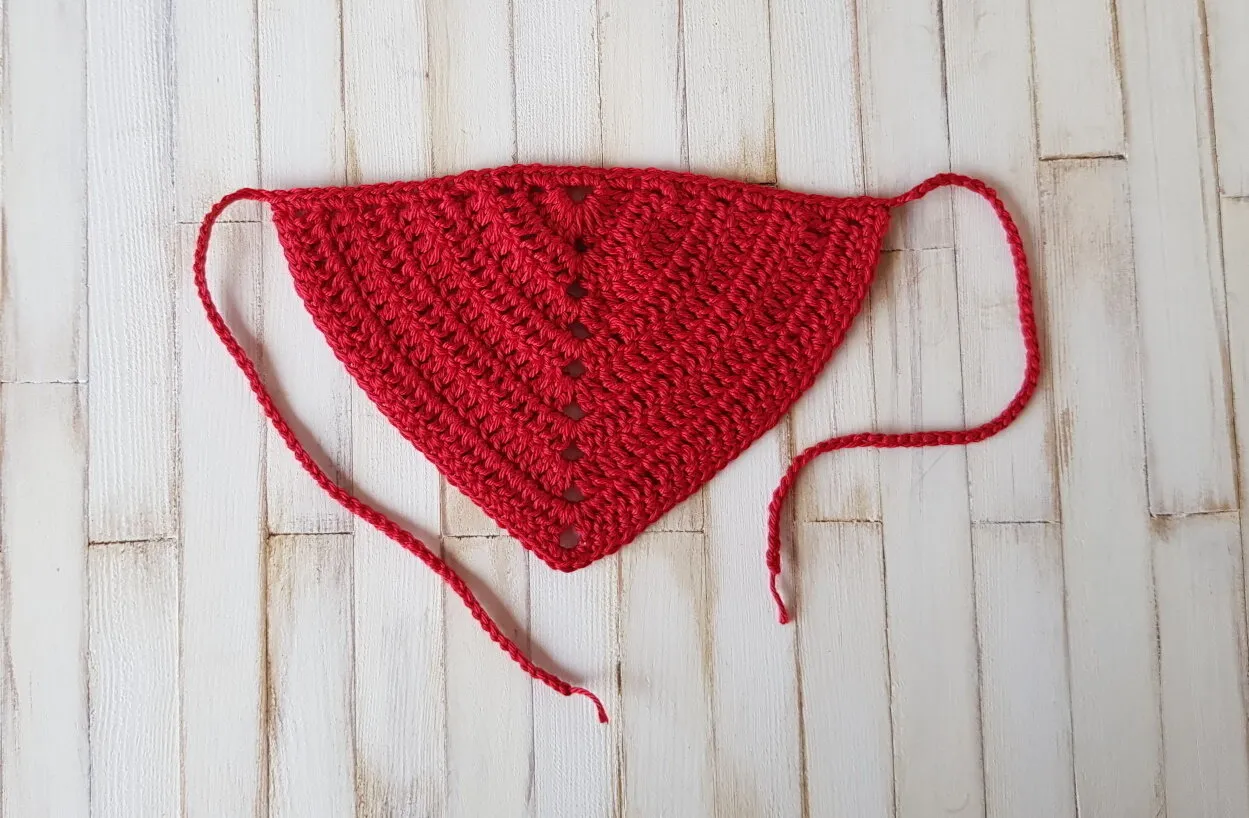 "Médarine" patron crochet poupée Mini Corolline