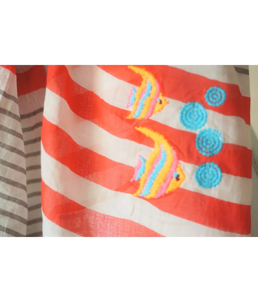 SANTAIA FOULARD RAYURES ROUGE GRIS BRODERIE POISSON FLUO ESPRIT MER