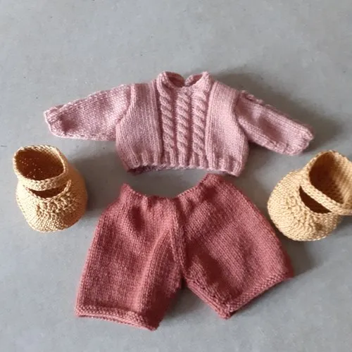 Tenue pour doudou ou poupée
